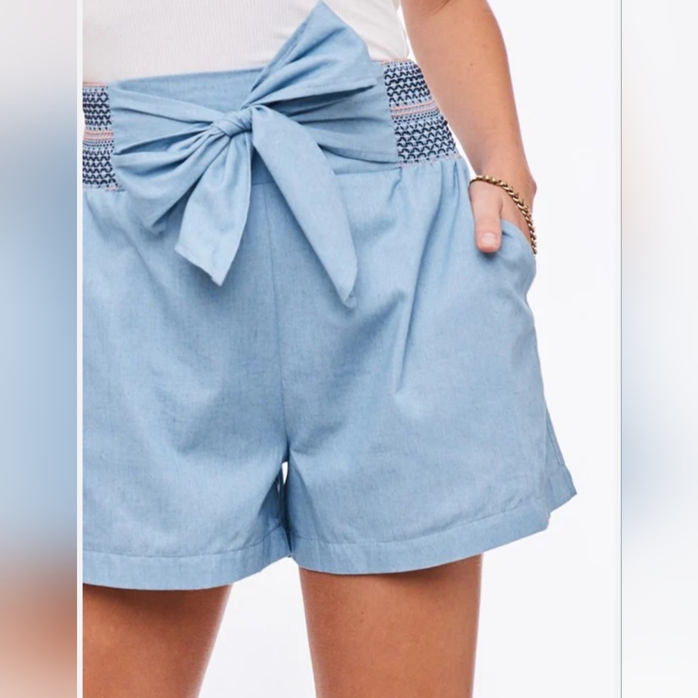 Anthropologie self-tie chambrey shorts with smoking waist